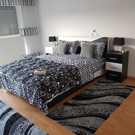 Ferienwohnung Sabina Bosanska Krupa Exterior foto